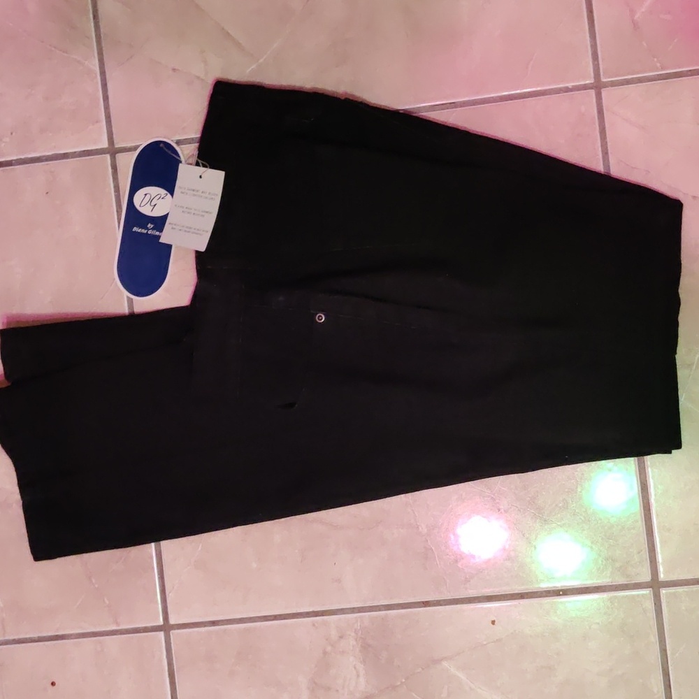 DG2 by Diane Gilman NWT Classic Stretch Five Pocket wide leg Jean Black 4